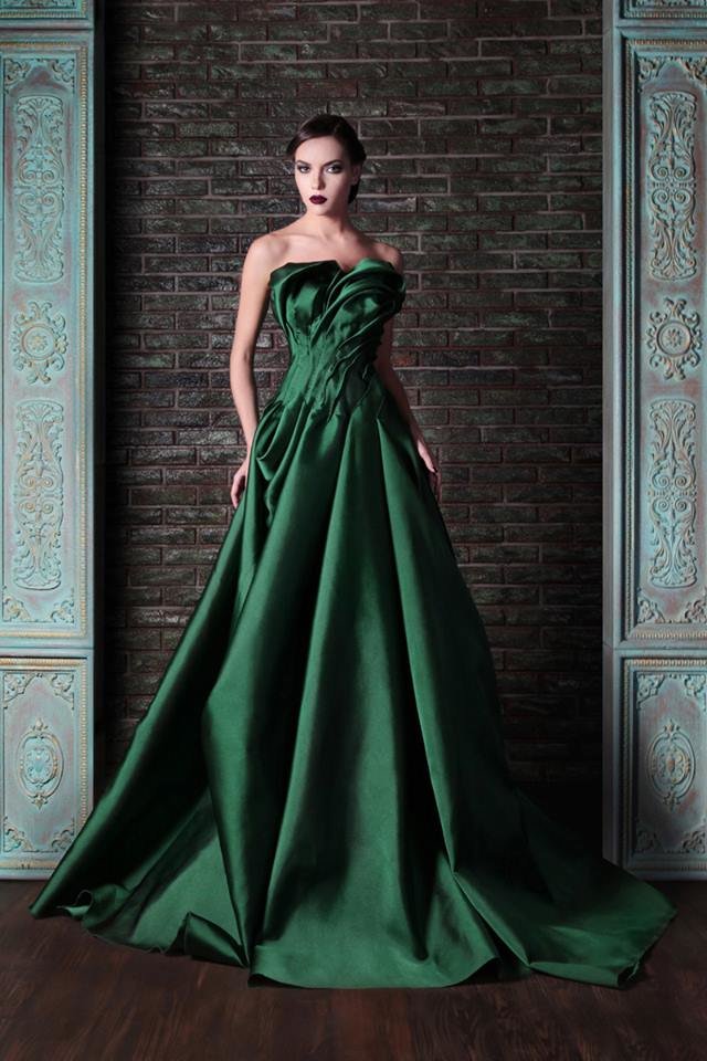темно зелёное платье свадебное