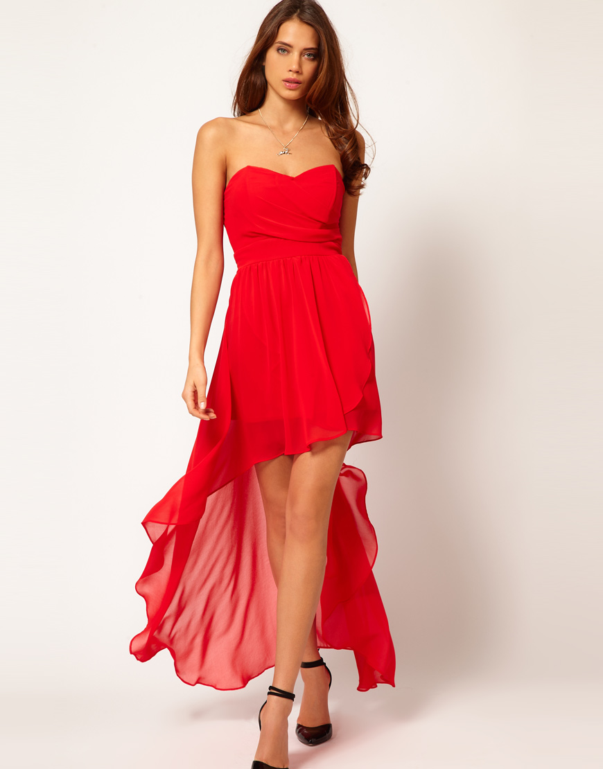 красное платье со шлейфом фото