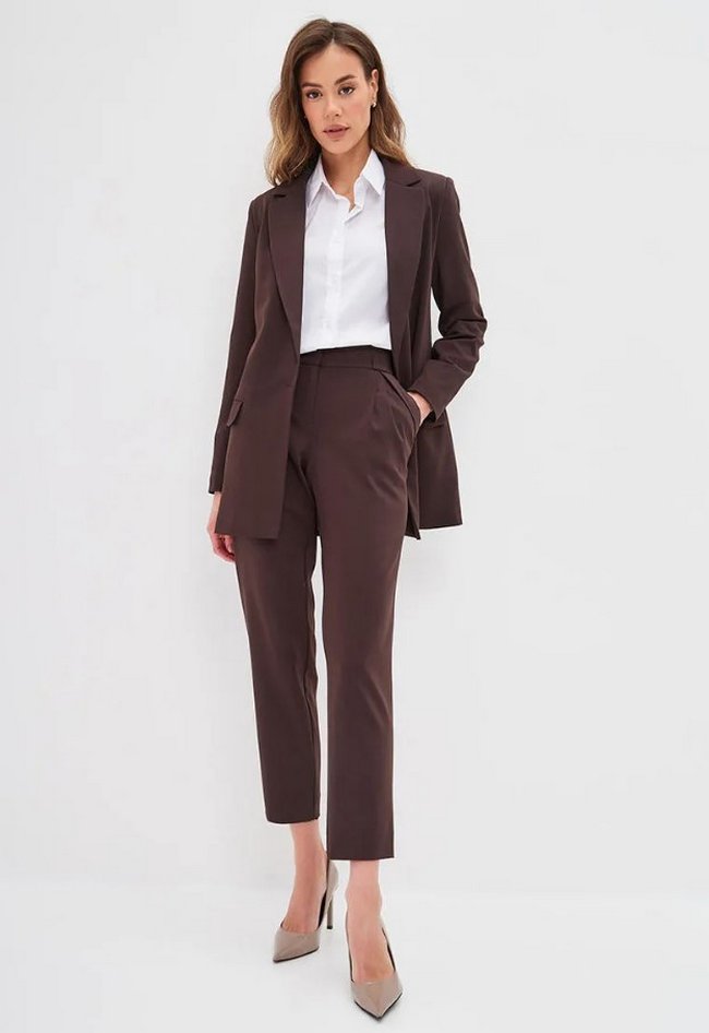 Коричневые офисные брюки-слаксы Arianna Afari