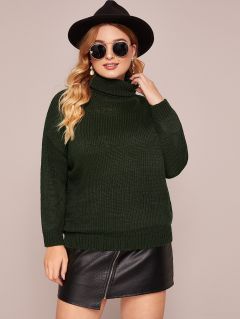 Вязаный свитер размера плюс с высоким вырезом