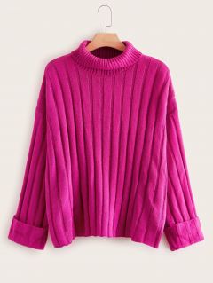 Вязаный свитер размера плюс с высоким вырезом