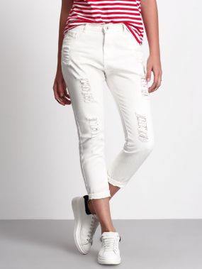 Белые рваные джинсы