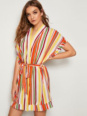 Разноцветное полосатое кимоно-платье с оригинальным рукавом и поясом