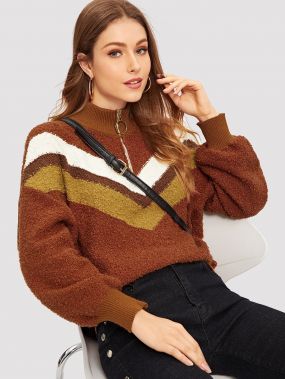 Контрастный свитер с молнией