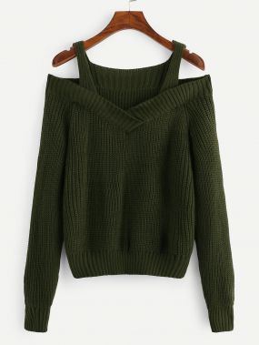 Однотонный свитер с открытыми плечами
