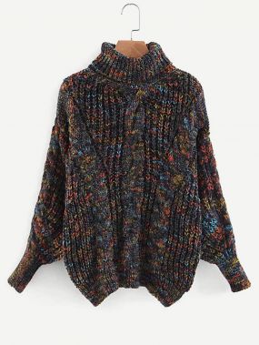 Разноцветный свитер с рельефной отделкой