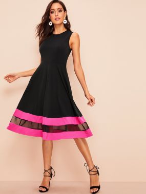 60s приталенное платье с полосками и сетчатой вставкой