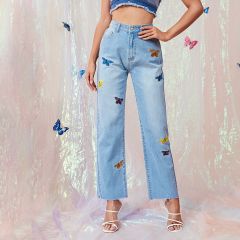 Прямые джинсы с вышивкой бабочки
