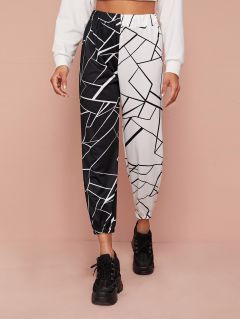 Двухцветные зауженные брюки с геометрическим принтом